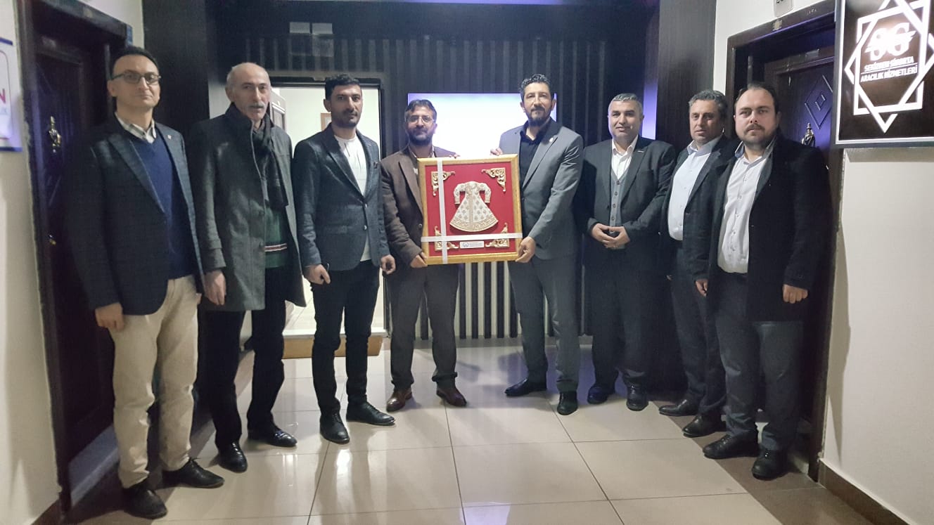 Şehrimizde Faaliyet Yürüten İş Adamları Dernek Başkanları, Konya STK Platformu Başkanı Adem Ceylan'a hayırlı olsun ziyaretinde bulundular. || Konya STK Platformu